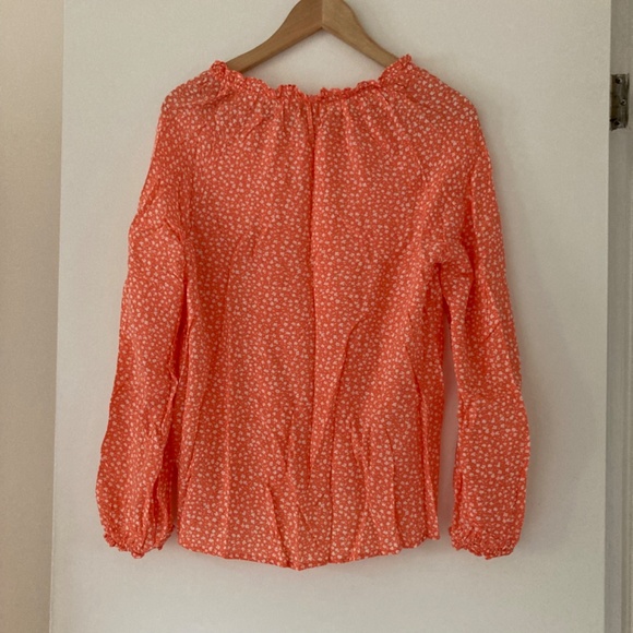 Old Navy XS-tall light floral blouse - Picture 2 of 5